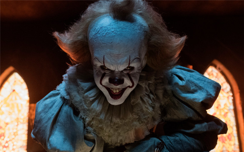 Bill Skarsg rd played Pennywise the Clown in It (2017)
